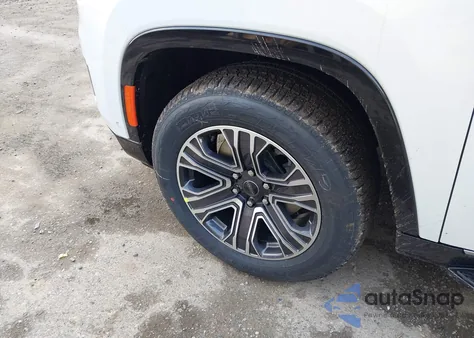 2025 Jeep Wagoneer L Series I 4X4 из США, поврежденный, VIN 1C4SJSAP0SS537634